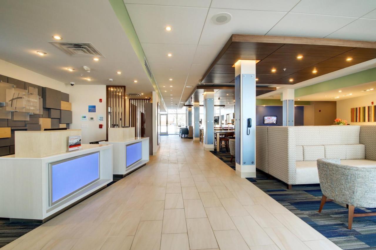 Holiday Inn Express & Suites Galesburg By Ihg Eksteriør billede