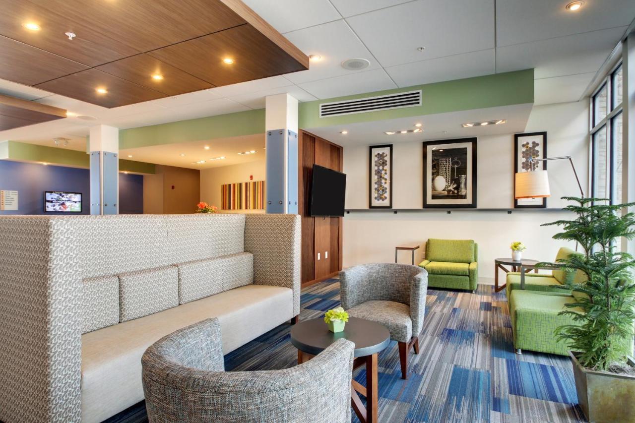 Holiday Inn Express & Suites Galesburg By Ihg Eksteriør billede